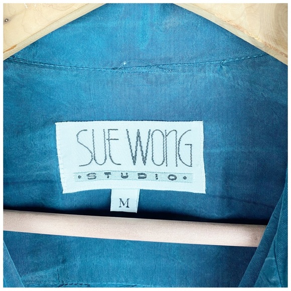 Sue Wong Studio Embroidered Button Down Size‎ Medium - Picture 4 of 8